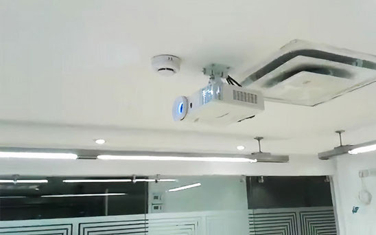 instalacion soporte para video beam y telon electrico